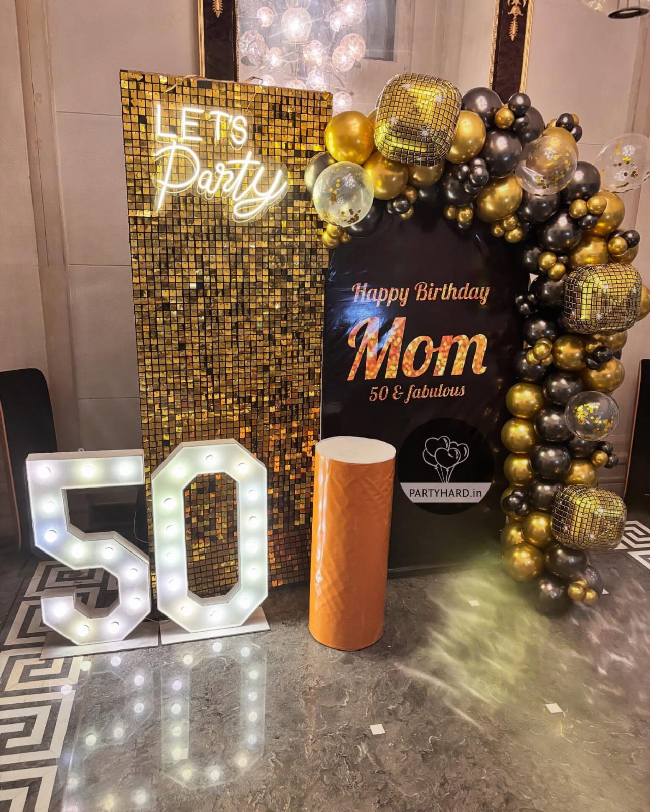 Happy Birthday Mom Decor